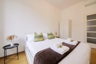 Centro Città - Elegante appartamento con 3 Camere - 9