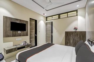 Collection O Ospite Hotel - Surat - 2