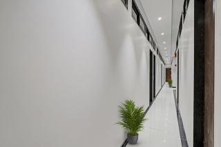 Collection O Ospite Hotel - Surat - 9