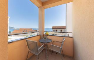 Beautiful Apartment In Duce With House Sea View - Duće - 9