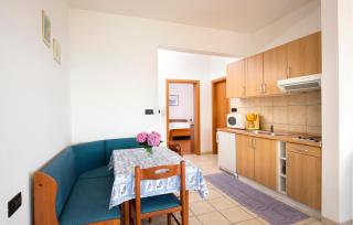 Lovely Apartment In Novi Vinodolski - Novi Vinodolski - 7