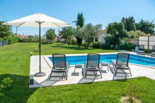 Villa K with Rooftop Jacuzzi, Sea View and Private Gym - Premantura - 3