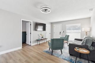 Luxury getaway, relax, and recharge! - Spring Hill - 7