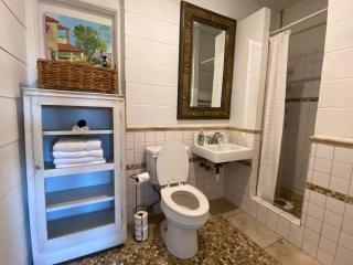 Surf Shack - Steps to the beach, lush fenced backyard by Beach Haven Vacation Rentals - Panama City Beach - 4