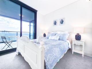 Hamptons Style 2BR & kid room w view in Olympic Park - Sidney - 5