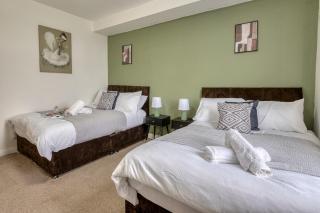 Comfortable 2 Bedroom Home - Pet Friendly - Sleeps 8 - Parking - 7