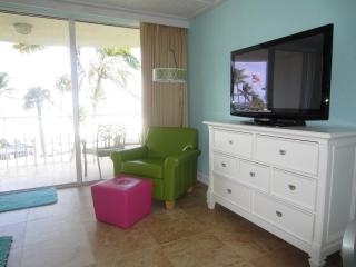 Direct Ocean in fabulous Deerfield Beach! - Deerfield Beach - 3