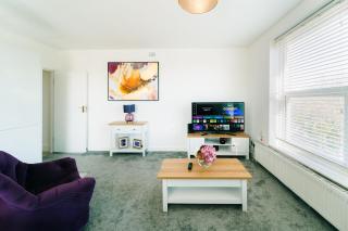 Two Bedroom Apartment By Brookland Stays Serviced Accommodation Short Lets London With Free WiFi - Londra - 6