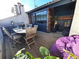 Village-heart house with a Tropezian terrace - Collobrières - 9