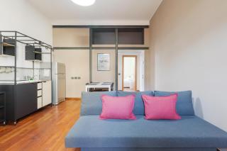 GuestHost - MM3 Lodi Bright Apartment - 5