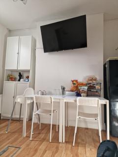 Aunty Katie's Budget Rooms, 2 miles from City Centre, Free Continental Breakfast - Belfast - 7