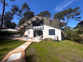 Magnifique Villa proche Golf & Centre d' Hossegor avec Jacuzzi - Capbreton - 0