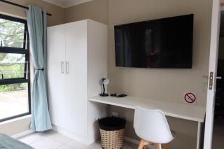 Weaver Lane Country Escape - The Rustic Mongoose - Gqeberha - 3