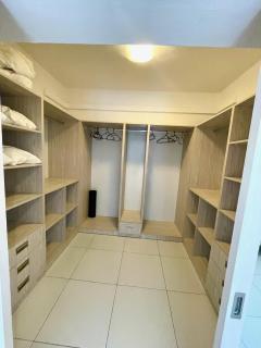 Spacious Modern Garden Flat - 7