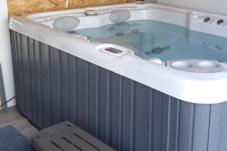 Bali Hi Cliff Cottage-Sleeps 2-Hot Tub-5MinBeach - Sheerness - 8