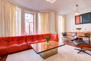 Iconic Hyde Park Apartment - 5