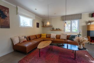 Modern Villa with Hot Tub, 6P - Roquebrune-sur-Argens - 0