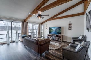 CLIFF VIEW - Sunrise Beach - 9