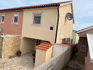 Holiday house Matej - Vir - 7