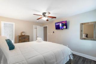 529a) Modern apartment w amenities - 2