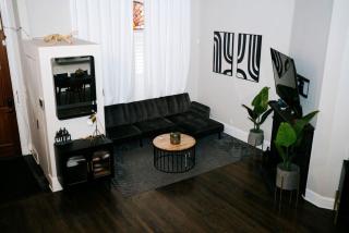 Top 1 Rated 4BR Lincoln Park House - King Bed - Chicago - 3