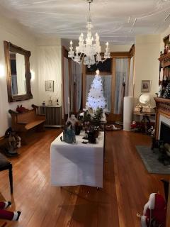 537a) Historic Mansion with lots of charm - Council Bluffs - 2