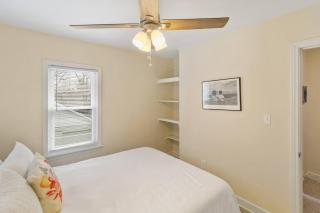Downtown Libertyville Duplex Near Naval Base - Libertyville - 3