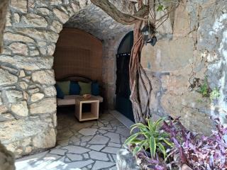 Calypso's Cave the Apartment for Animal Lovers - Babino Polje - 7