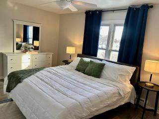 New updated Apt Half A Mile to Downtown Libertyville - Libertyville - 2