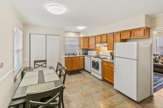 Charming 3 bed 1 story Home near Naval Base - 6