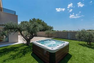 Luxury Villa Anton by Kompas Villas - 5