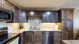 GOLDEN REEF - Osage Beach - 3