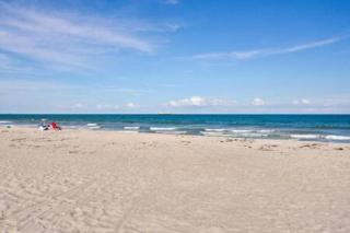 Oceanfront Beach Cottage - Pool, Yard, Private Beach Access, Sleeps 12 - Cocoa Beach - 4