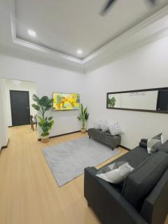 3Bedroom Landed Cozy Home Ipoh With Netflix - Ipoh - 9
