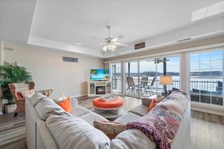 HARBOUR TOWNE 202 - Lake Ozark - 7
