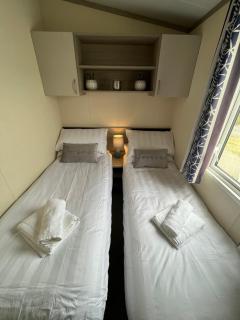 Sea Breeze Escape - 8