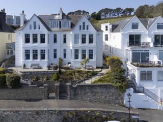 Dolly's Plaice, Fowey - 4