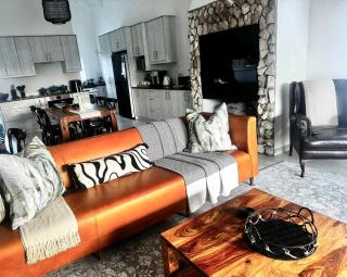 Wolfgat House 11 Korhaan Street Paternoster - Paternoster - 0