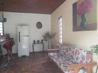 Casa Jaboticabeiras - Monteiro Lobato - 5
