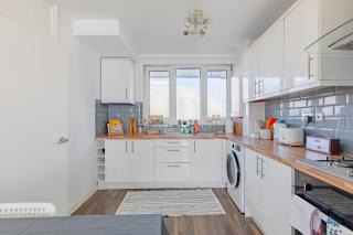 Homely 4BD House near Tower Bridge and The Shard - London - 5