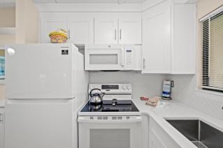 Unit A 106 - Destin - 3