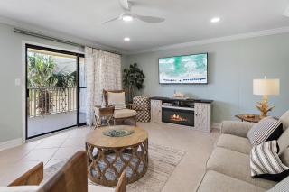 Unit A 204 - Destin - 8