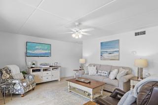 Unit A 102 - Destin - 7