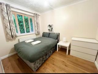 1 Berkeley Court - 3