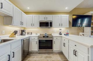 Palm Court Yacht Club 312-A - Studio - Fort Walton Beach - 1