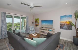 Riverfront Oasis with Ocean Views Steps from Car Free Beach 6090T - New Smyrna Beach - 4