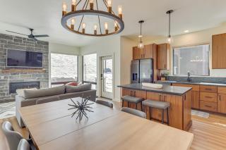 Walk to Ski Lift Granby Ranch Family Retreat! - 5