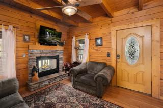 River Romance - Pigeon Forge - 5