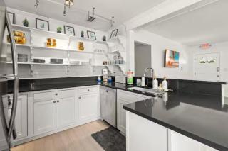 Two House Island Retreat - 7