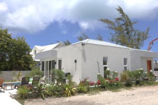 Ocean Pearl - Getaway Modern Villa with Pool - Long Bay Hills - 8